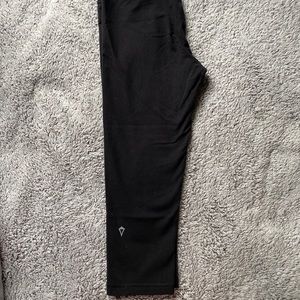 Ivivva capris leggings